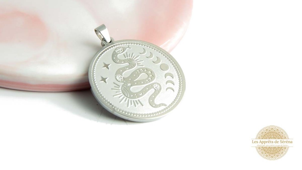 copy of Pendentif rond médaille serpent Kundalini et phases lunaires