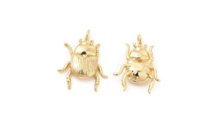 Pendentif fin scarabée Egyptien en laiton plaqué or 18k pour créations