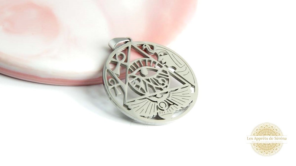 Grand pendentif œil d'Horus
