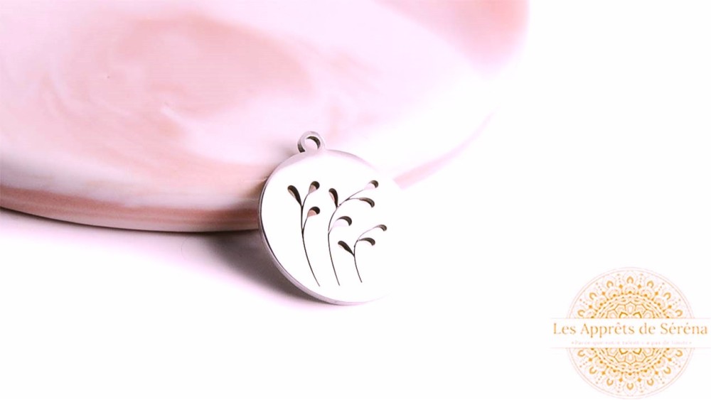 copy of Pendentif feuille en acier inoxydable plaqué or 18k