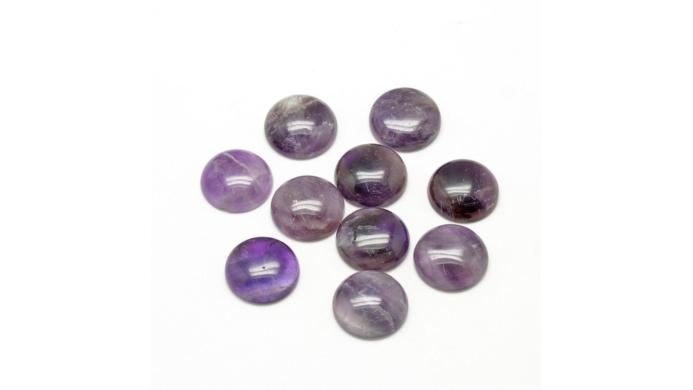 améthyste cabochon