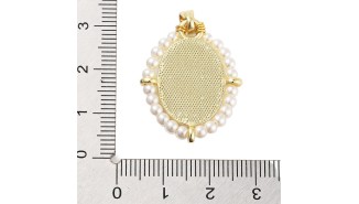 Médaille religieuse émaillée 28x22mm laiton plaqué or 18k