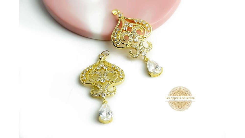 pendentif volute