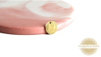 Pendentif yin yang acier plaqué or 18k petite médaille acier