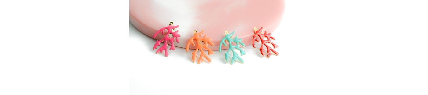 Pendentifs et breloques émaillés colorés- Les apprêts de Séréna